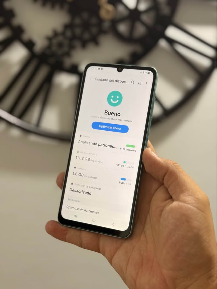 Vendo Samsung A06 libre 128gb 4ram huella IMPECABLE, NO PERMUTO