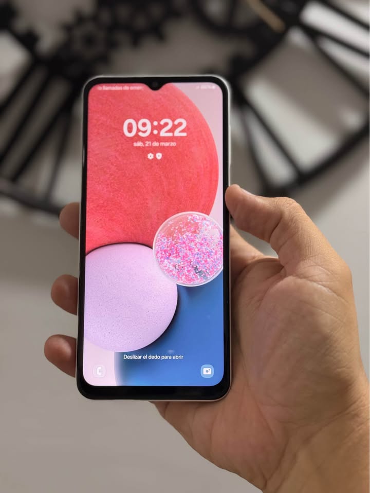 Vendo Samsung A13 libre 64gb 4ram huella , IMPECABLE, NO PERMUTO