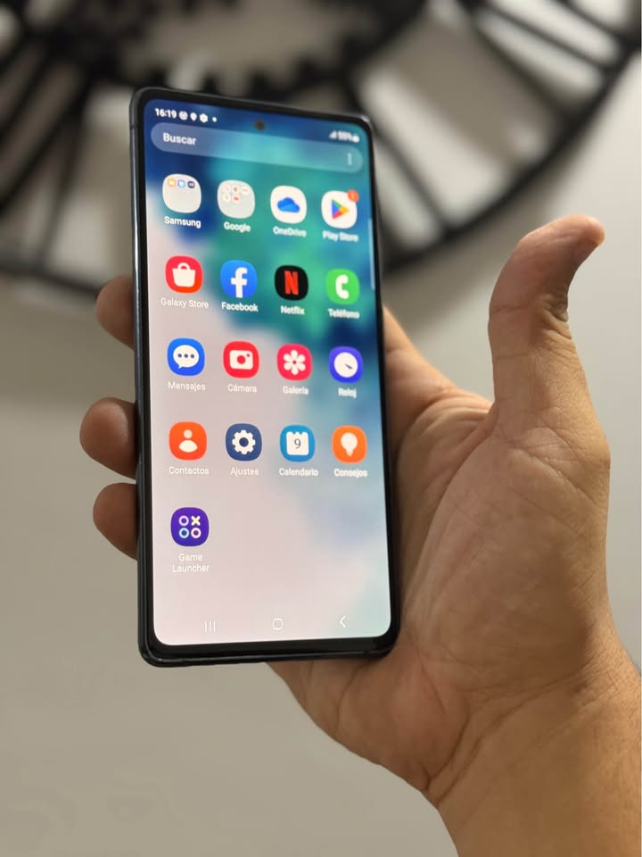 Vendo Samsung S20FE libre 128gb 6ram NFC impecable, NO PERMUTO