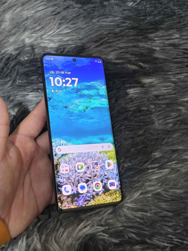 Motorola G85 5g Libre de fabrica para cualquier empresa 256gb de almacenamiento 8gb de ram