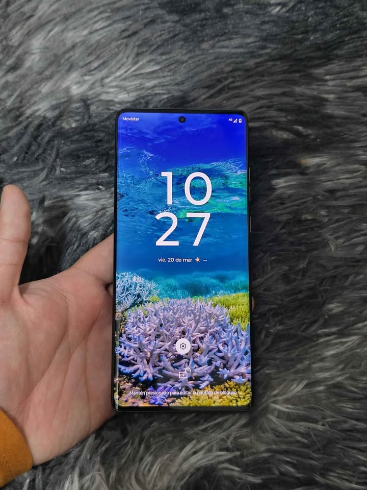 Motorola G85 5g Libre de fabrica para cualquier empresa 256gb de almacenamiento 8gb de ram