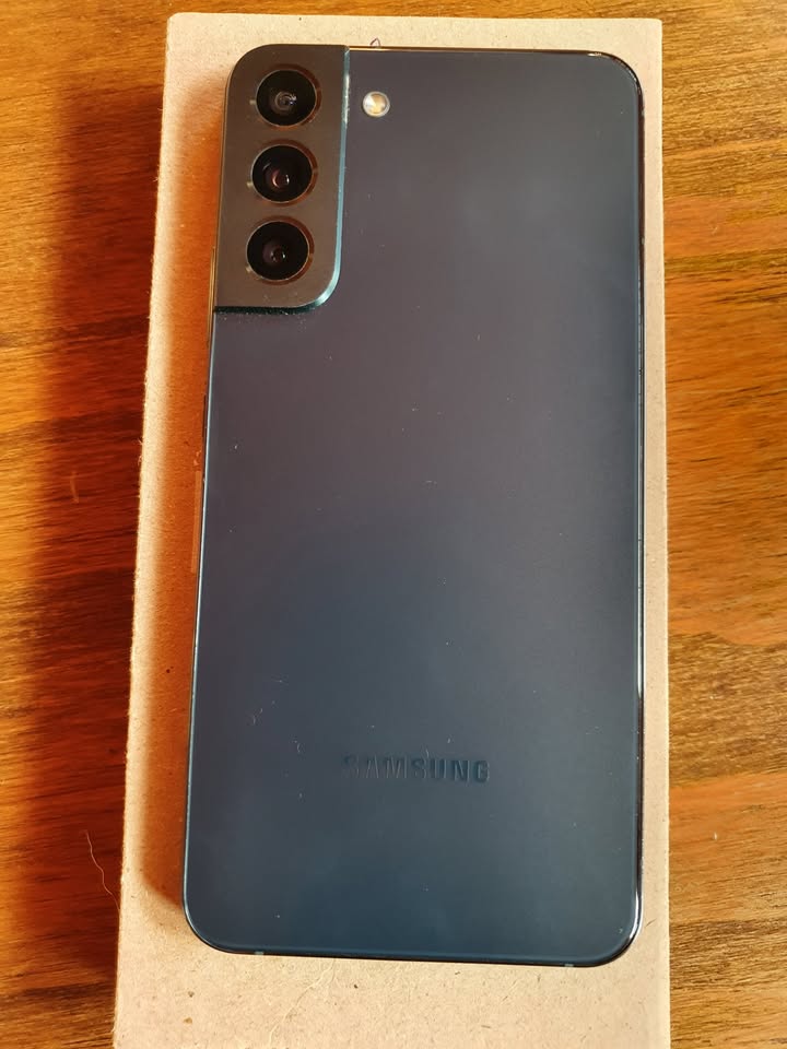 Samsung Galaxy S22 Plus verde! de 256GB Muy bueno!!