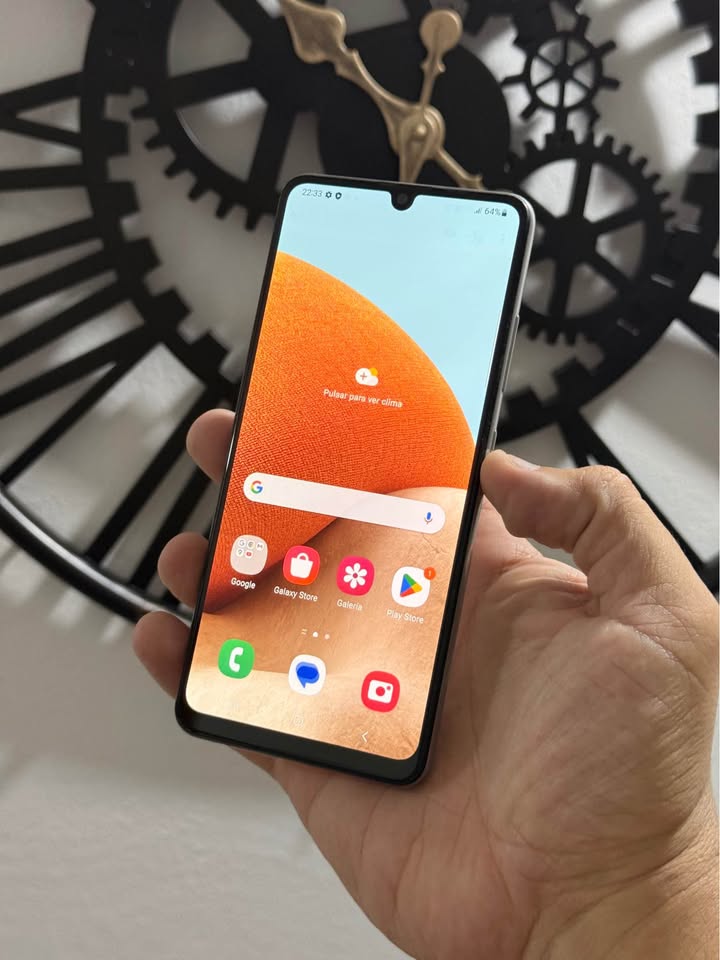 Vendo Samsung A32 libre 128gb 4ram huella facial NFC , NO PERMUTO