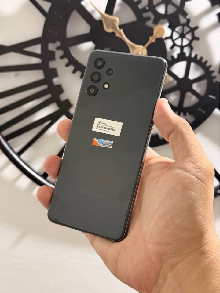 Vendo Samsung A32 libre 128gb 4ram huella facial NFC , NO PERMUTO