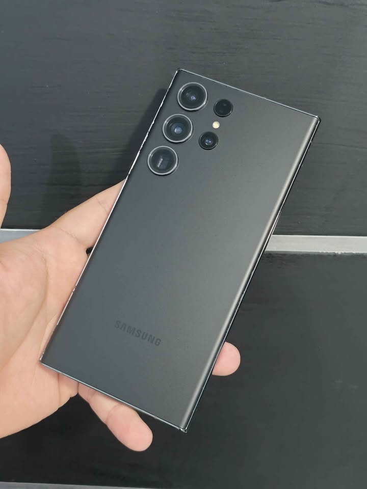 Samsung S23 Ultra Libre Esim Para Cualquier Empresa 256gb de almacenamiento y 12gb de ram