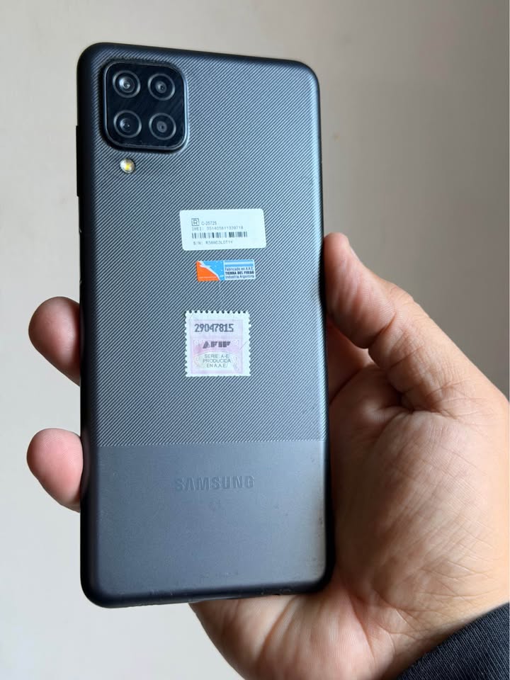 Vendo Samsung A12 libre 64gb 4ram huella IMPECABLE, NO PERMUTO