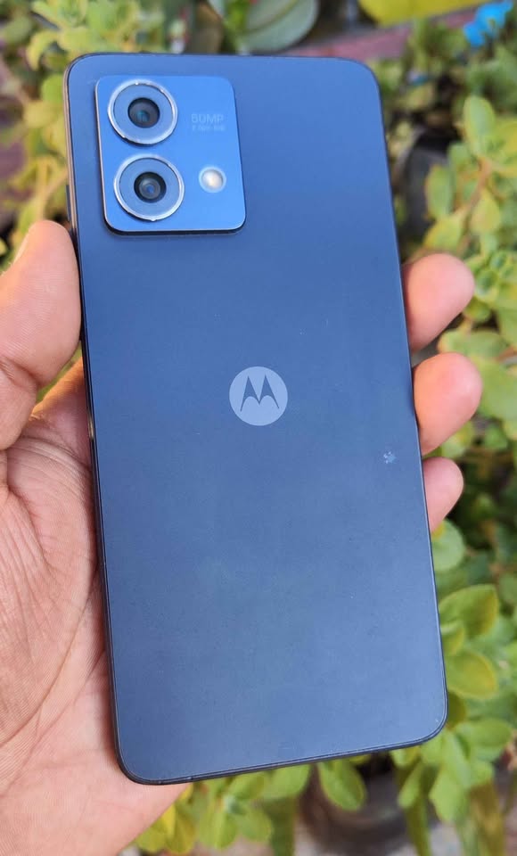 Moto G84 libre esim… Perfecto estado 256GB