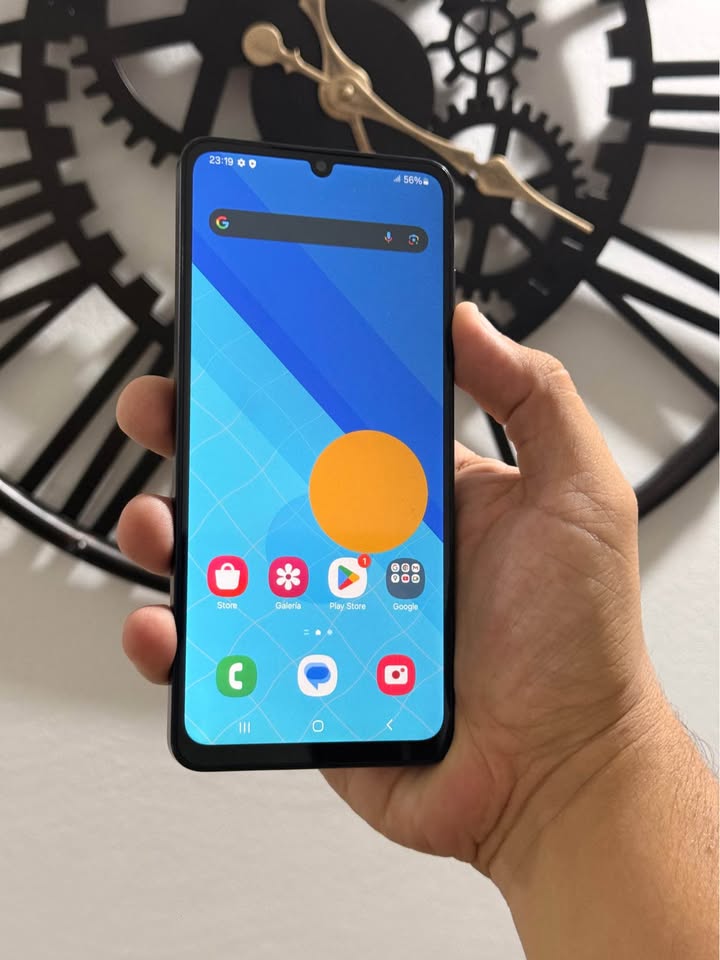 Vendo Samsung A06 libre 64gb 4ram huella IMPECABLE, NO PERMUTO