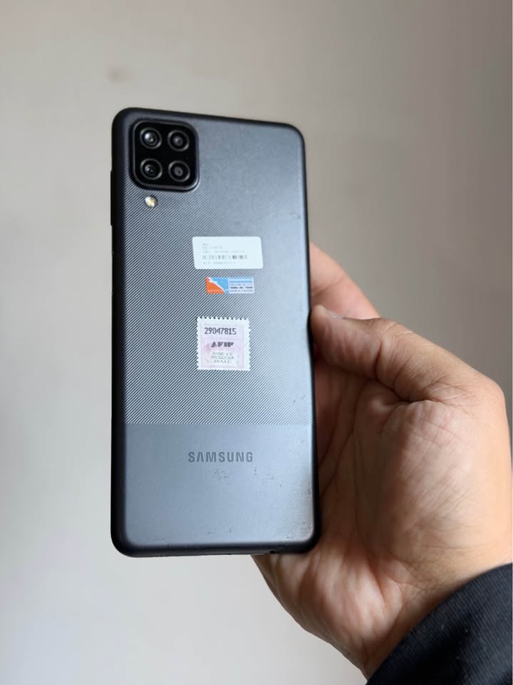 Vendo Samsung A12 libre 64gb 4ram huella IMPECABLE, NO PERMUTO