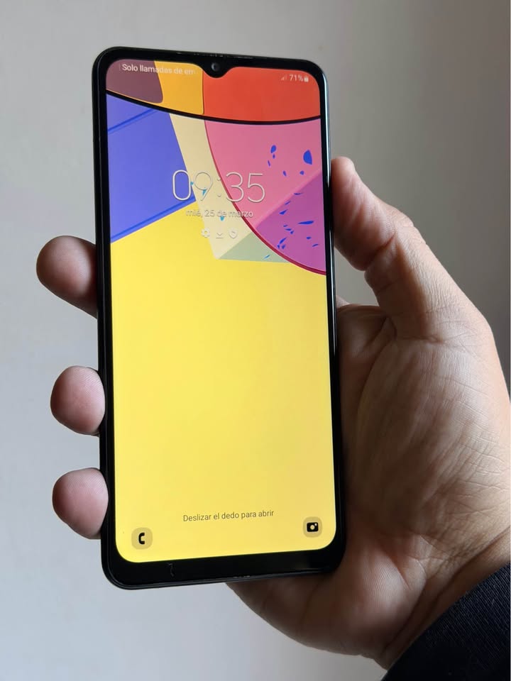 Vendo Samsung A12 libre 64gb 4ram huella IMPECABLE, NO PERMUTO