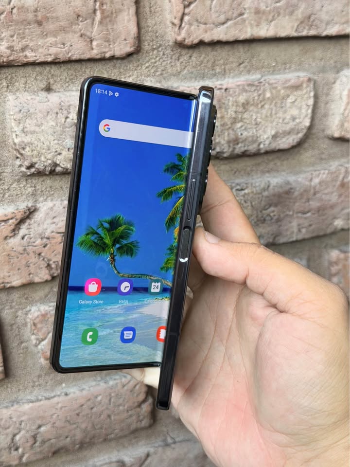 Vendo Samsung Z fold 4 libre 256gb 12ram IMPECABLE, NO PERMUTO