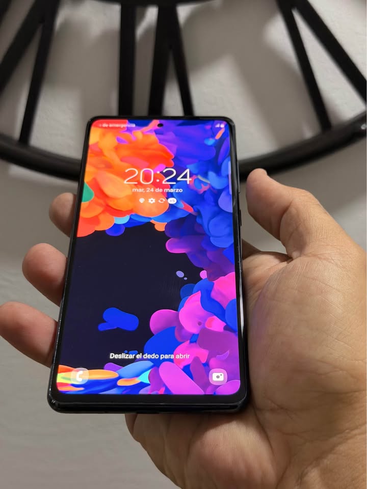 Vendo Samsung S20FE libre 128gb 6ram huella NFC IMPECABLE, NO PERMUTO