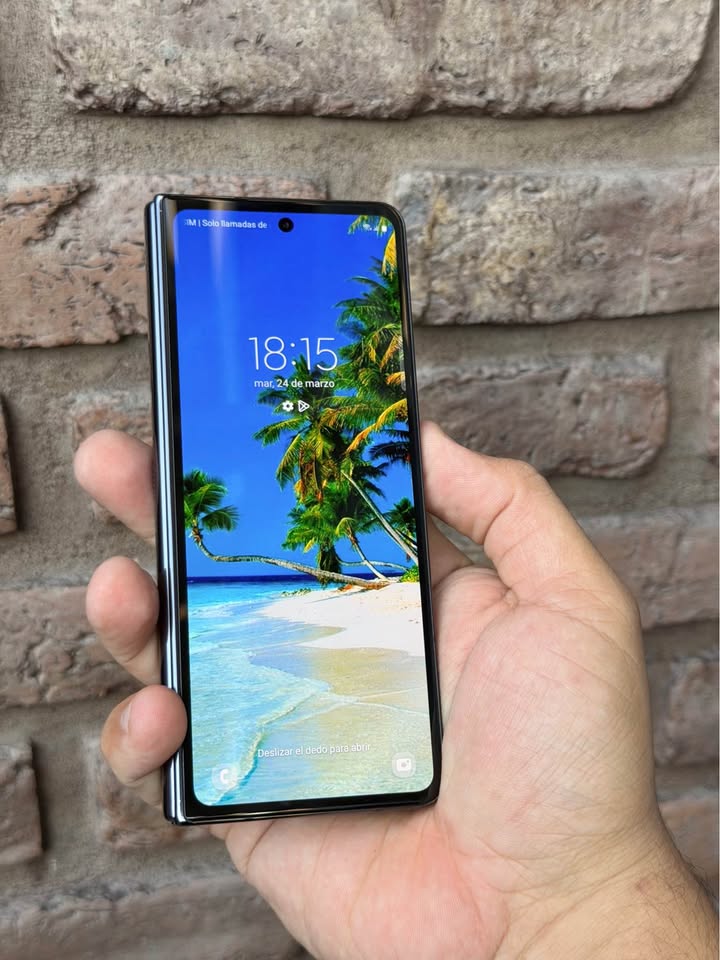 Vendo Samsung Z fold 4 libre 256gb 12ram IMPECABLE, NO PERMUTO