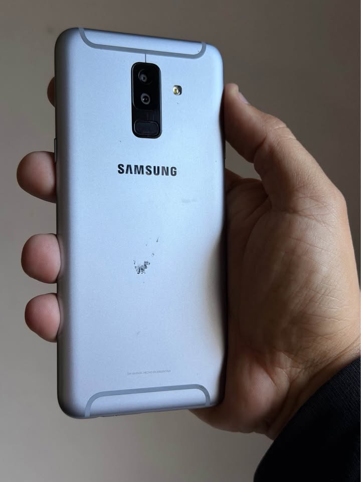 Vendo Samsung A6 plus libre 64gb 4ram huella facial NFC IMPECABLE, No permuto