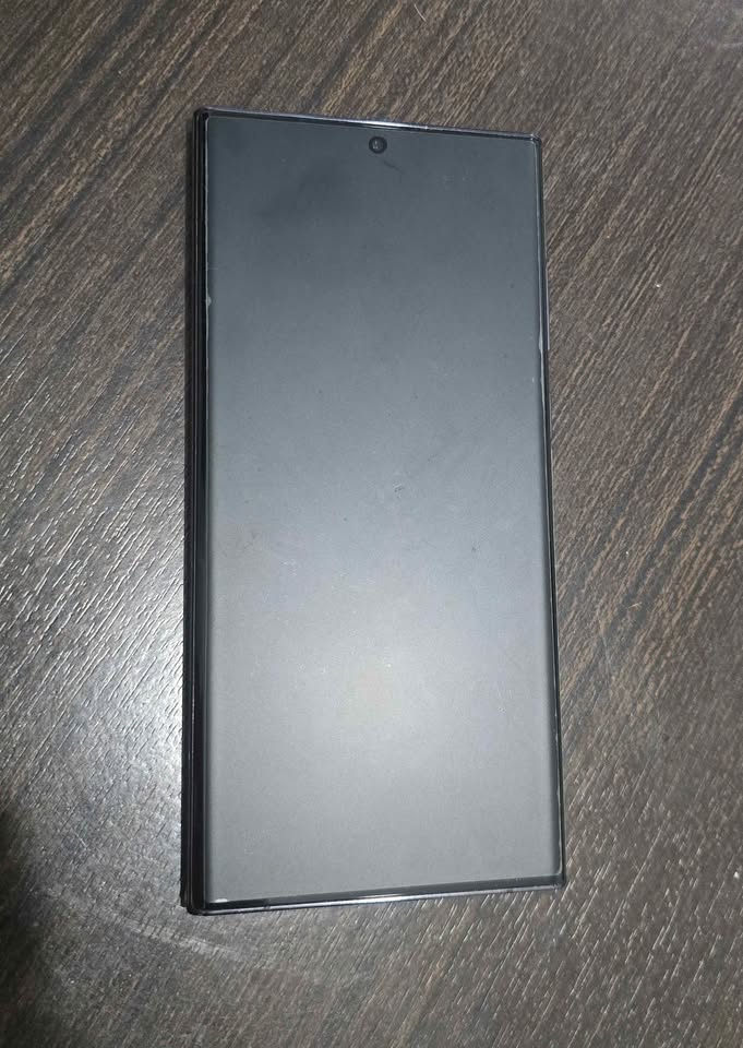 S22 ultra + 14 fundas de regalo