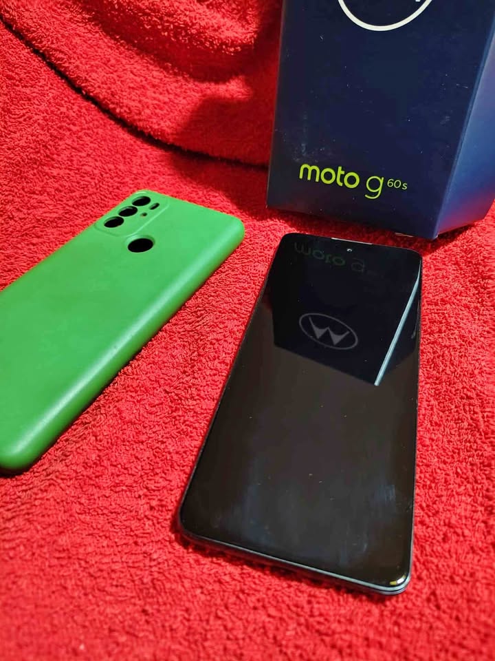 Vendo Motorola g60s(((CONTADO EFECTIVO Y NO PERMUTO))).