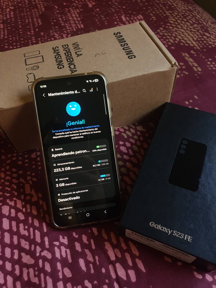 S23 Fe inmaculado por donde se lo vea