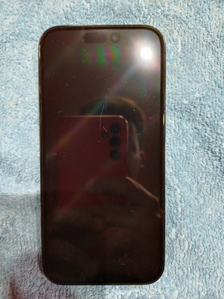 iPhone 15 pro 128 GB