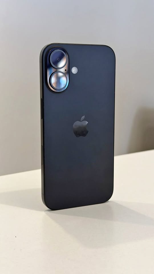 iPhone 16 256 GB | Batería 90% -con caja y cable – impecable