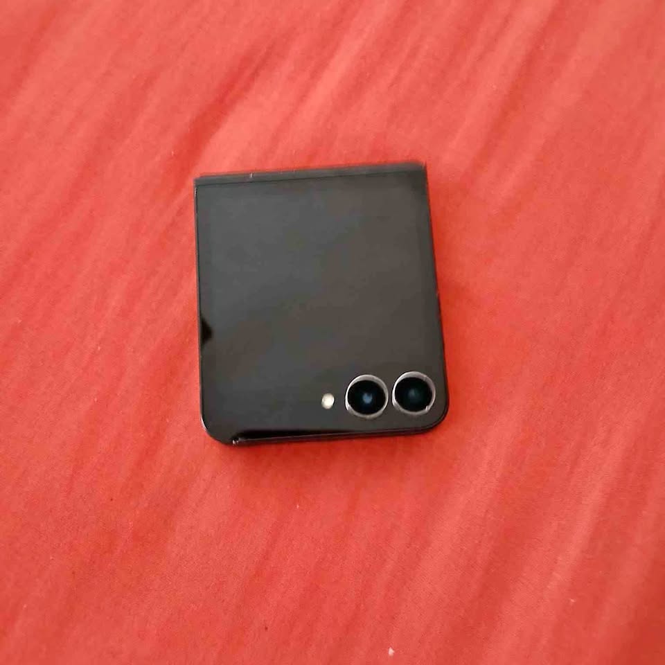 Vendo Samsung galaxy z flip 7 fe