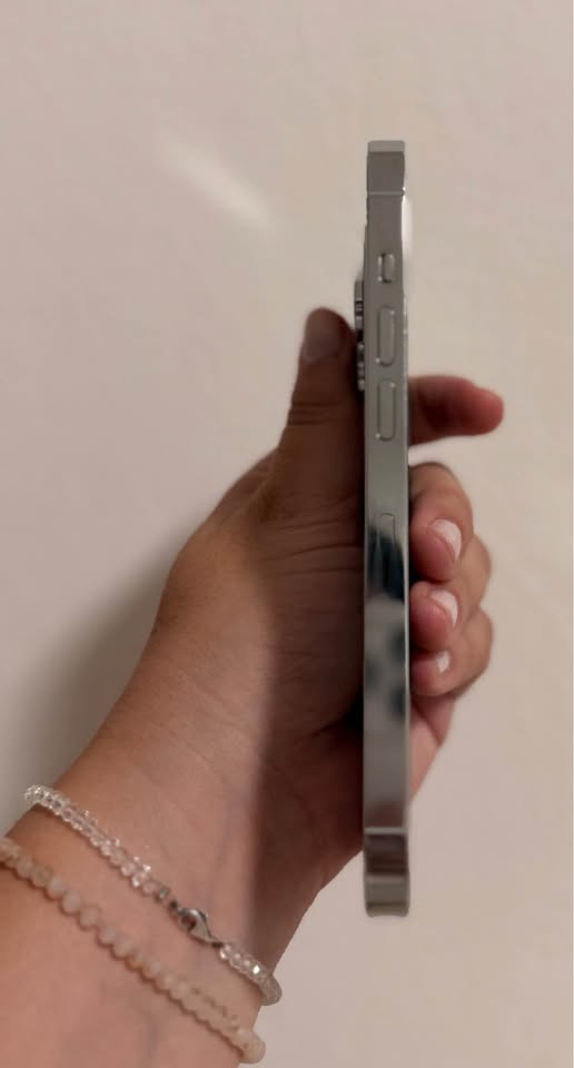 Vendo Celular IPhone 14 Pro