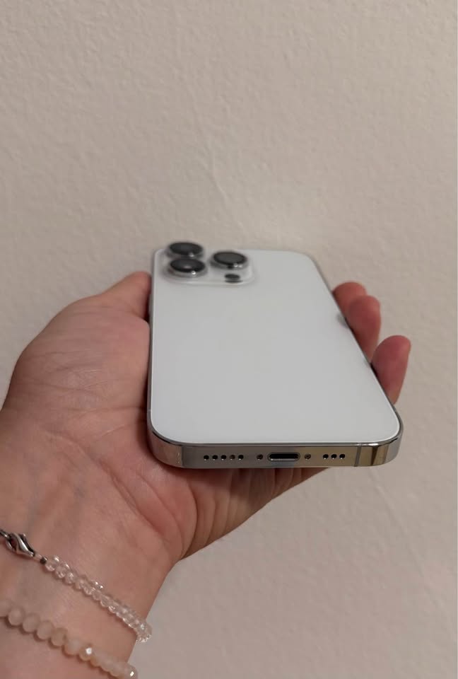 Vendo Celular IPhone 14 Pro