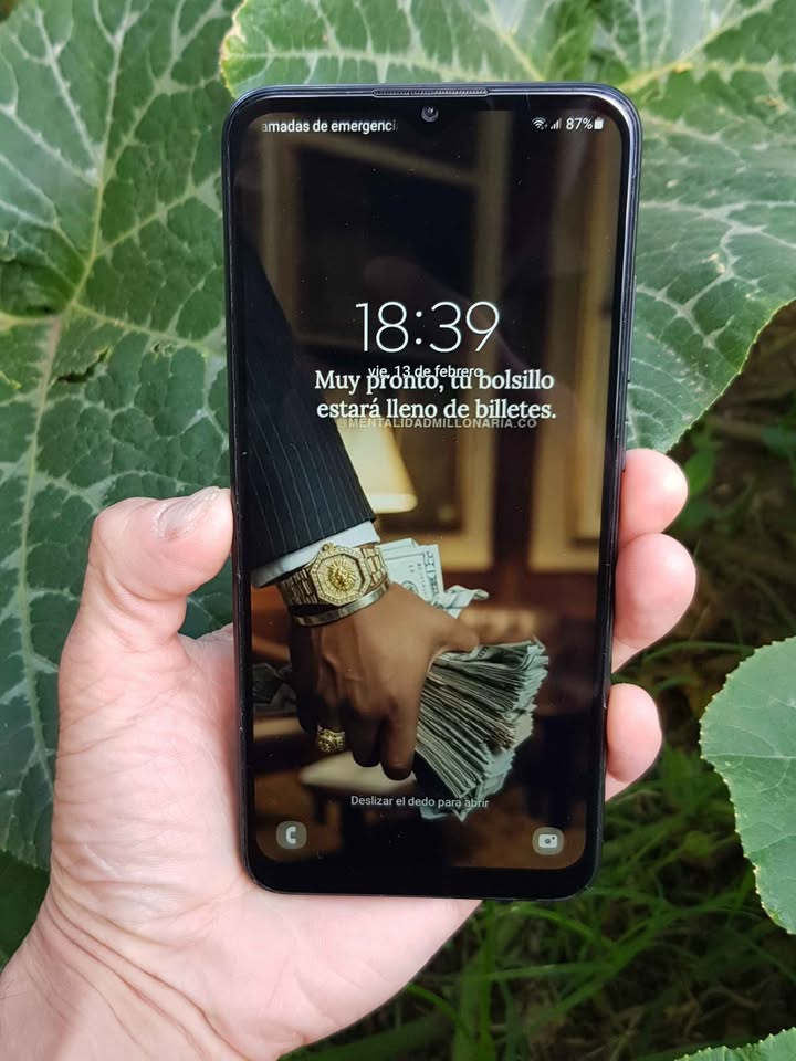 VENDO SAMSUNG A03📱DE 128GB ES LIBRE DE FABRICA !! SIN DETALLES !!