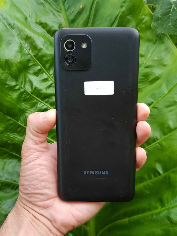 VENDO SAMSUNG A03📱DE 128GB ES LIBRE DE FABRICA !! SIN DETALLES !!