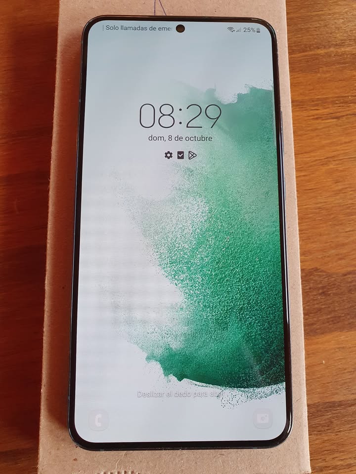 Samsung Galaxy S22 Plus verde! de 256GB Muy bueno!!