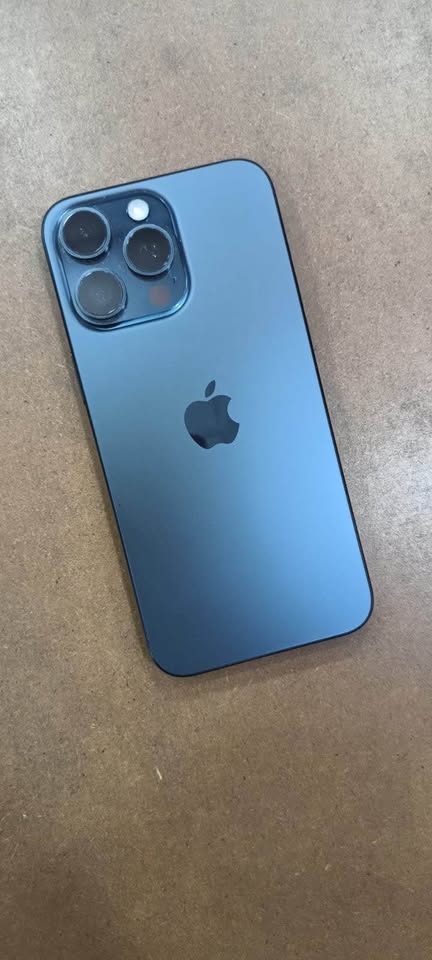 iPhone 15 pro Max 256gb 95bat