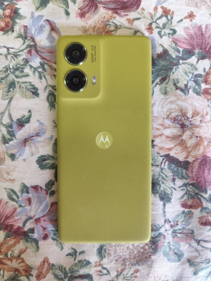 Vendo Motorola G85 5G.-