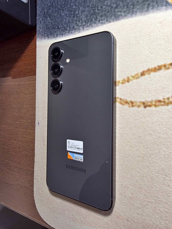 VENDO Celular Samsung FE 24 y Reloj Watch 5