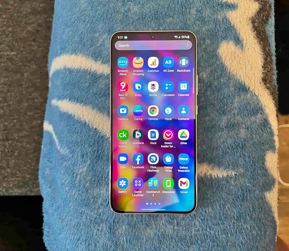 Vendo S22 Plus en caja Funcionando perfectamente 256 gb