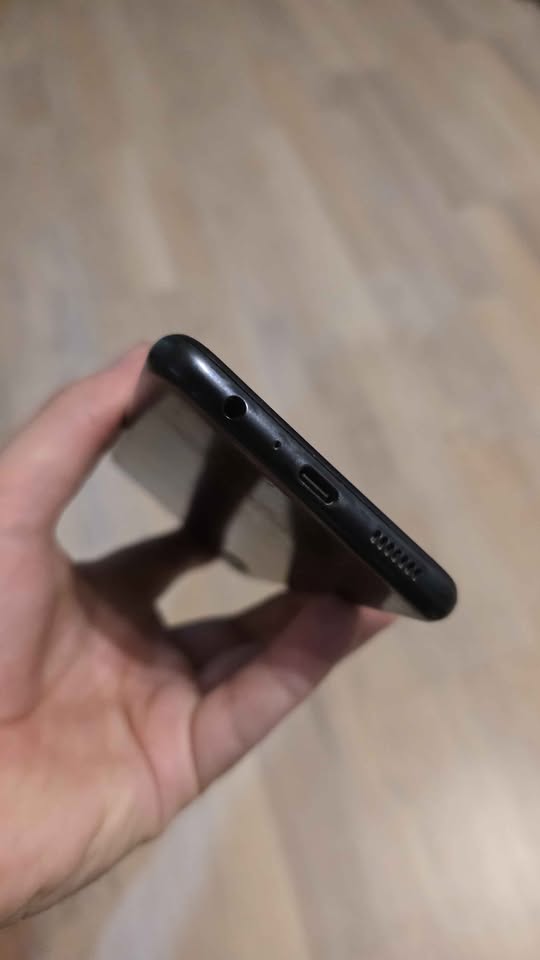 SAMSUNG GALAXY A04 LIBRE 128GB ASTILLADO