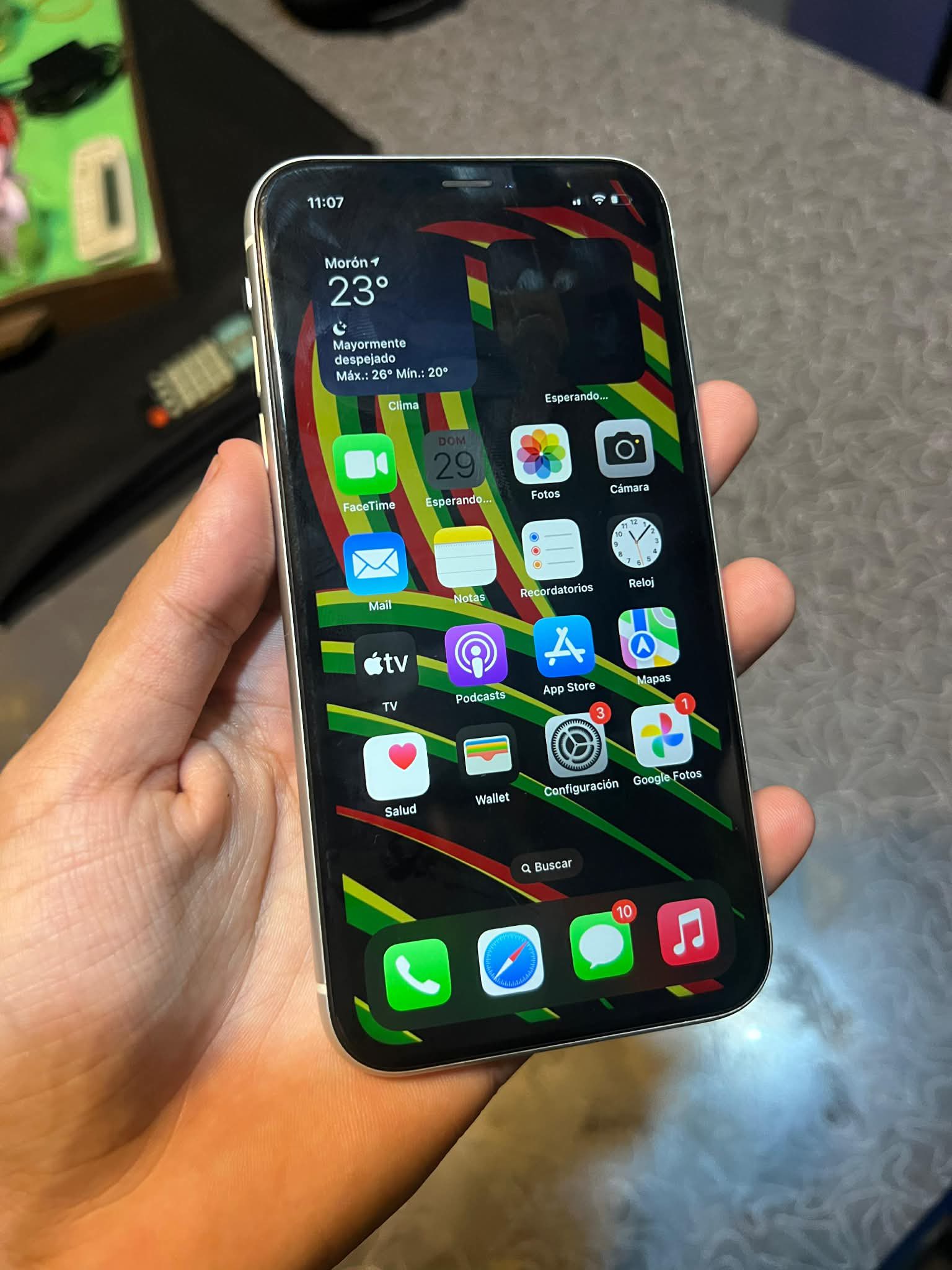 iPhone Xs 64gb 77% libre de todo sin detalles anda todo 185.000