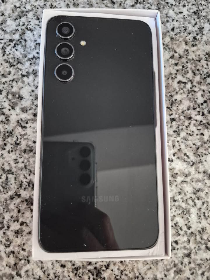 Vendo NO PERMUTO -Samsung A54 256 Gb memoria.