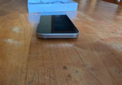 iPhone 15 Pro 256GB original Apple – impecable 85% batería con caja y cable