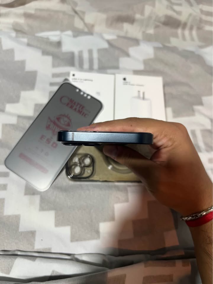 LÍQUIDO iPhone 13 Completo 128 86 de bat