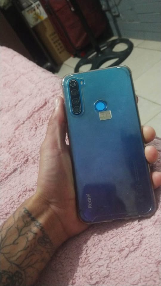 Redmi note8 libre pantalla sana vendo $80.000 lomas de Zamora zona sur