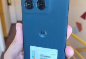 Motorla Edge 50 a Esim 512Gb/12 de Ram Impecable Estado Como Nuevo Sin Detalles!!