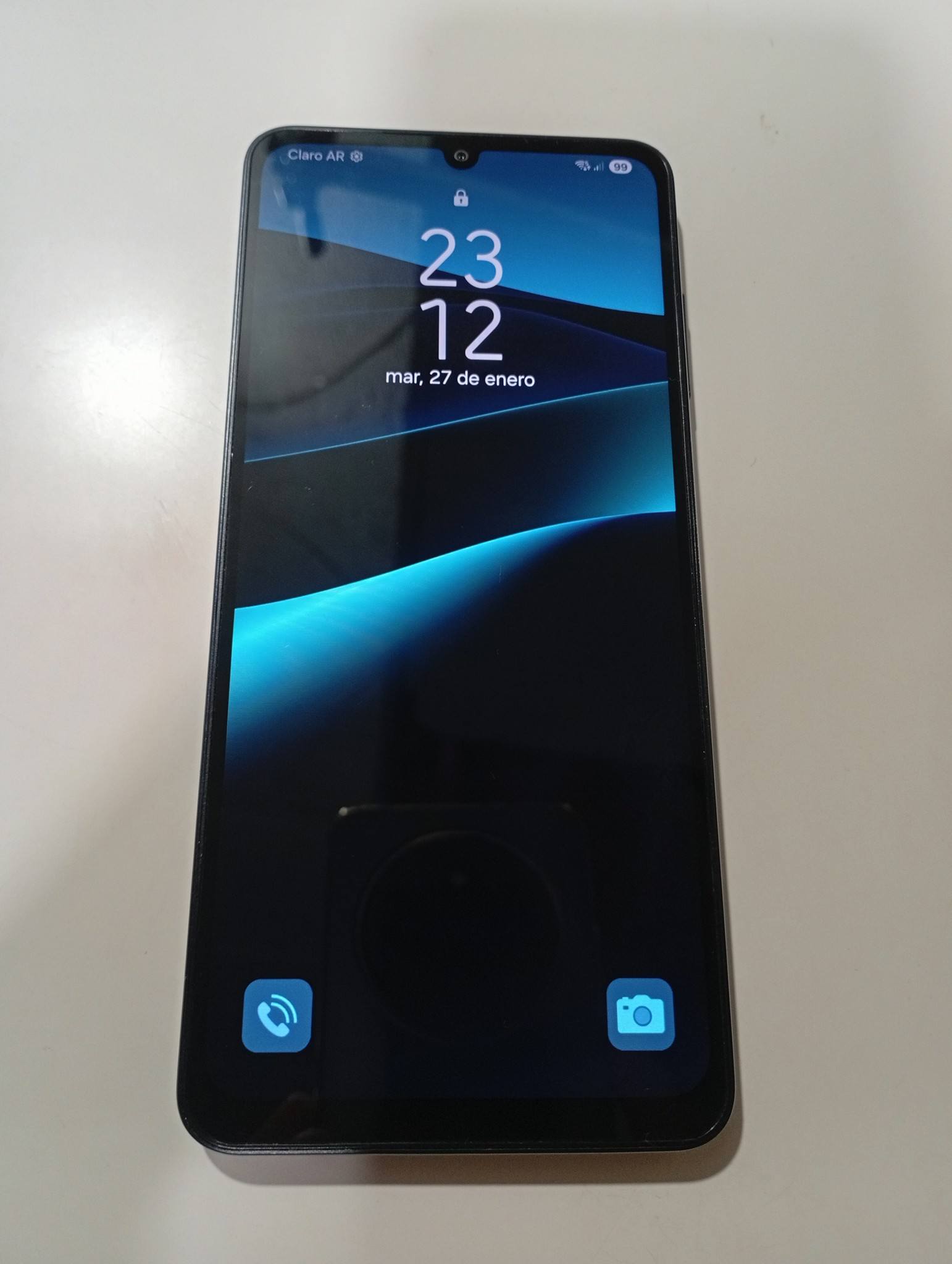 Permuto a06 libre impecable x 1 celu + $ a mi favor