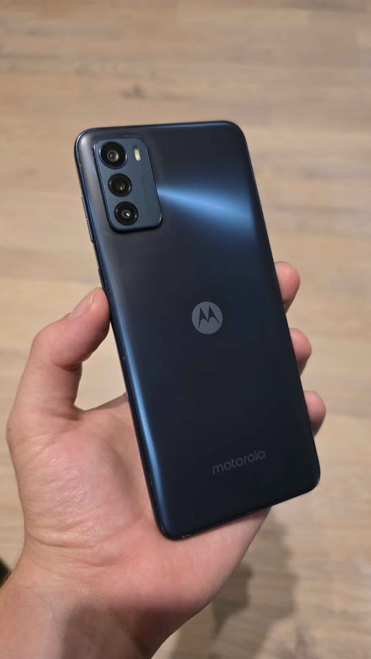 MOTO G42 LIBRE DUAL SIM 128GB 4GB RAM ANDROID 13 EN EXCELENTE ESTADO