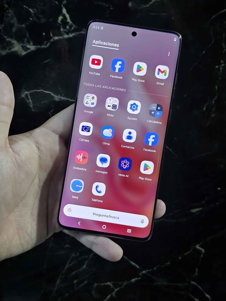Motorola Edge 60 Fusión Libre De Fabrica Solo Esim 256gb De Almacenamiento 8gb+16gb De Ram