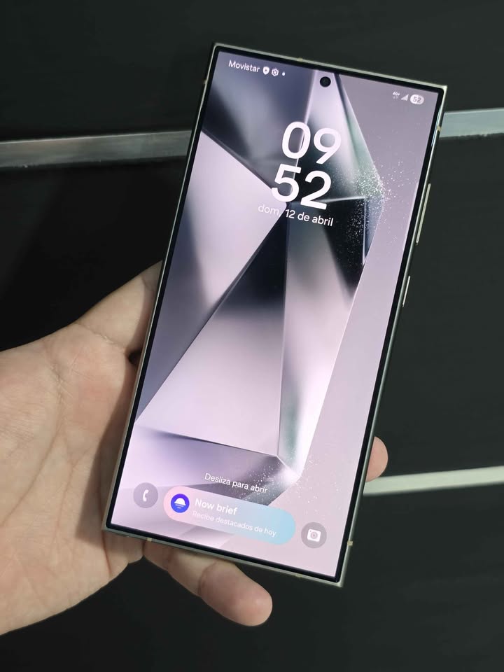 Samsung S24 Ultra Libre de fabrica para cualquier empresa 512gb de almacenamiento 12gb de ram