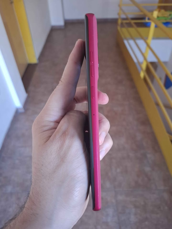 Motorla Edge 50 Fusión 256Gb y 8 De Ram Libre de fabrica impecable Estado Como Nuevo!!