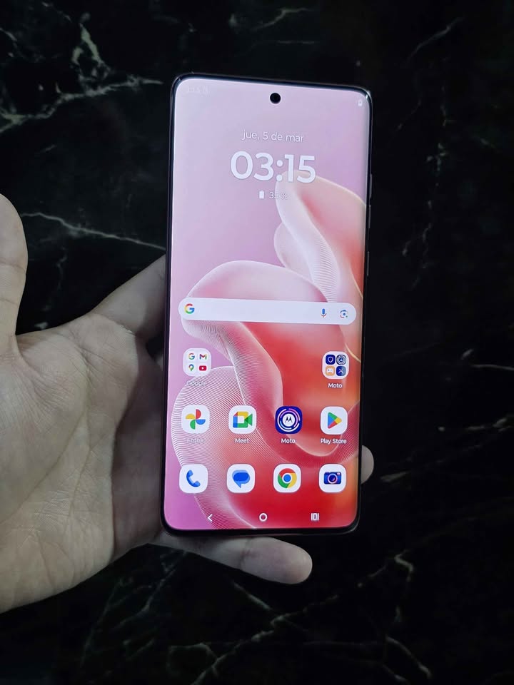 Motorola Edge 60 Fusión Libre De Fabrica Solo Esim 256gb De Almacenamiento 8gb+16gb De Ram