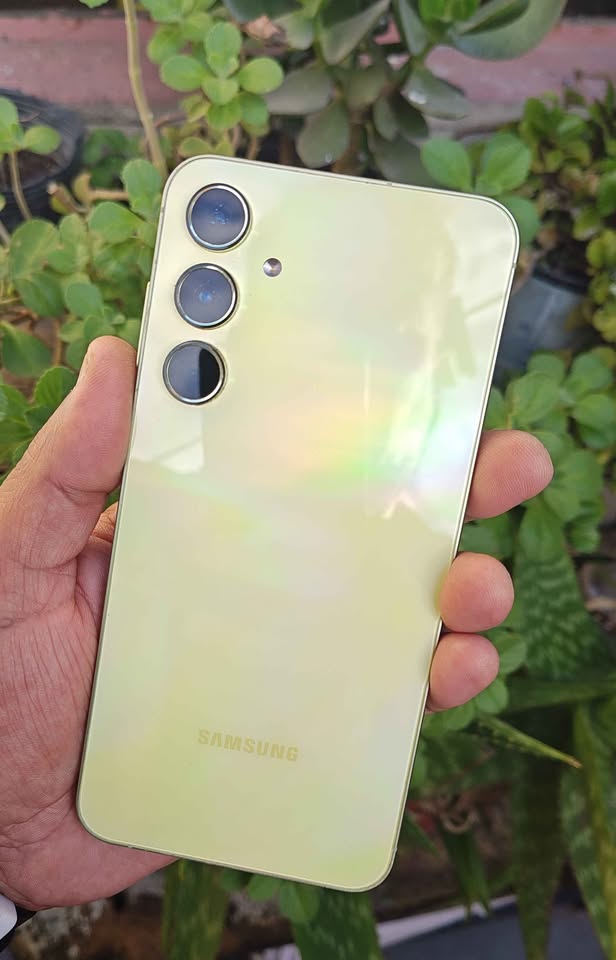 Acepto Celular +$ “Samsung A55” 16/256GB