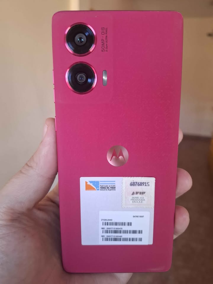 Motorla Edge 50 Fusión 256Gb y 8 De Ram Libre de fabrica impecable Estado Como Nuevo!!