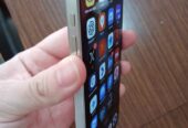 iPhone 16 Pro Max Impecable estado con accesorios
