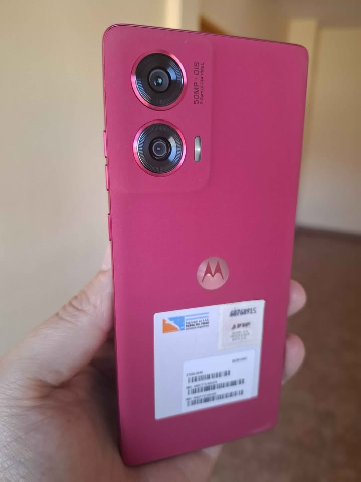 Motorla Edge 50 Fusión 256Gb y 8 De Ram Libre de fabrica impecable Estado Como Nuevo!!